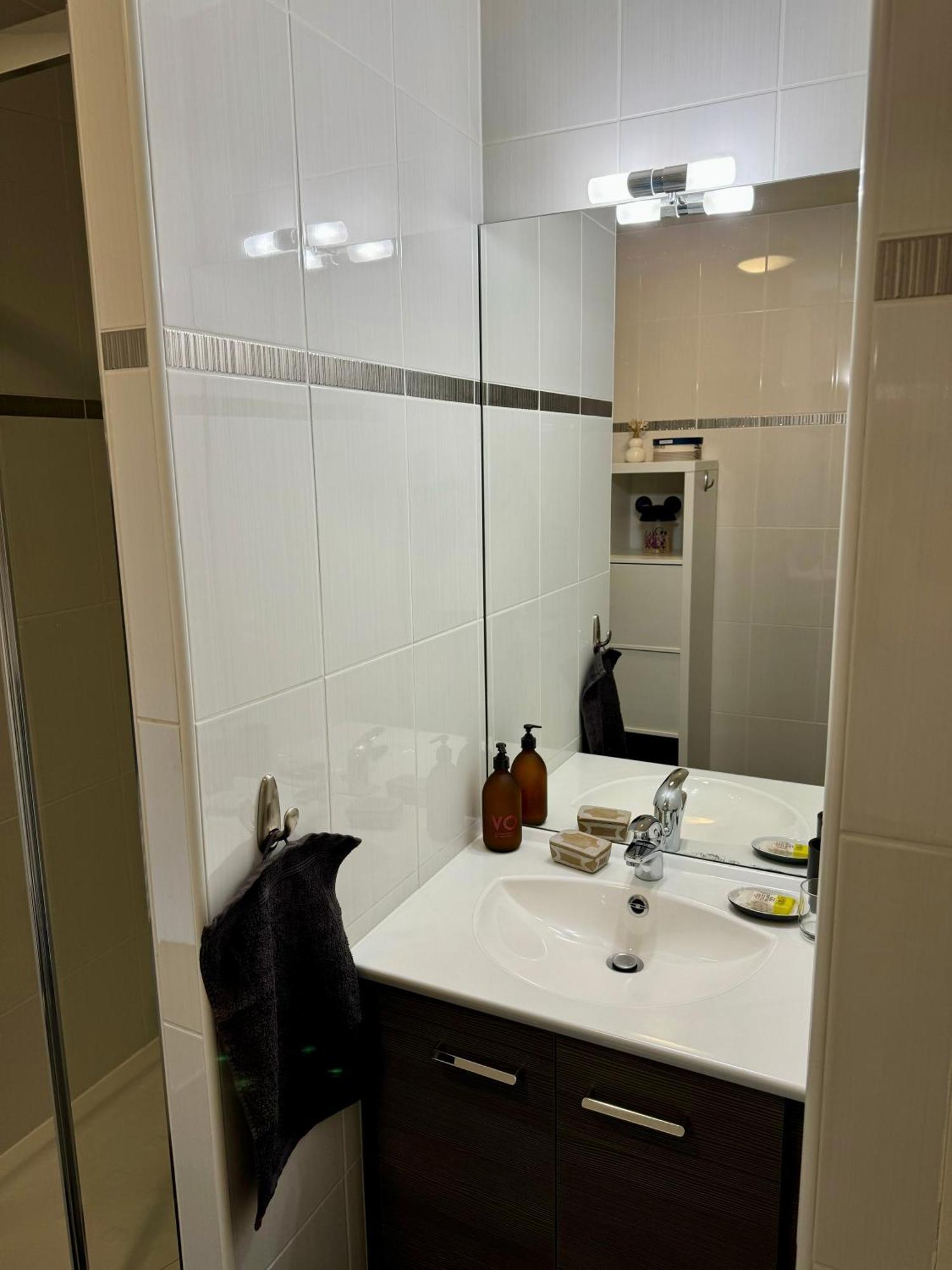 Studio 2 Adultes 2 Enfants Parcs Disneyland Paris Montévrain Exterior foto